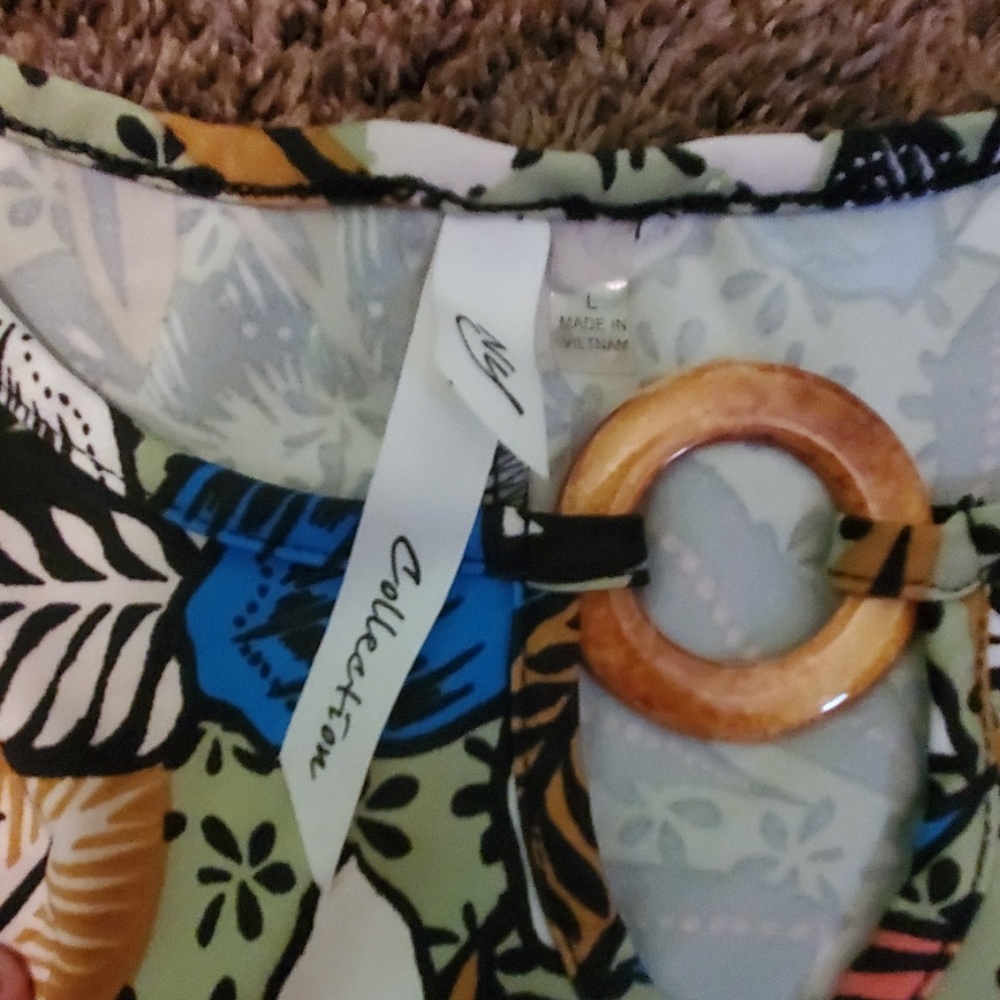 Shirt - Picture 2 of 3